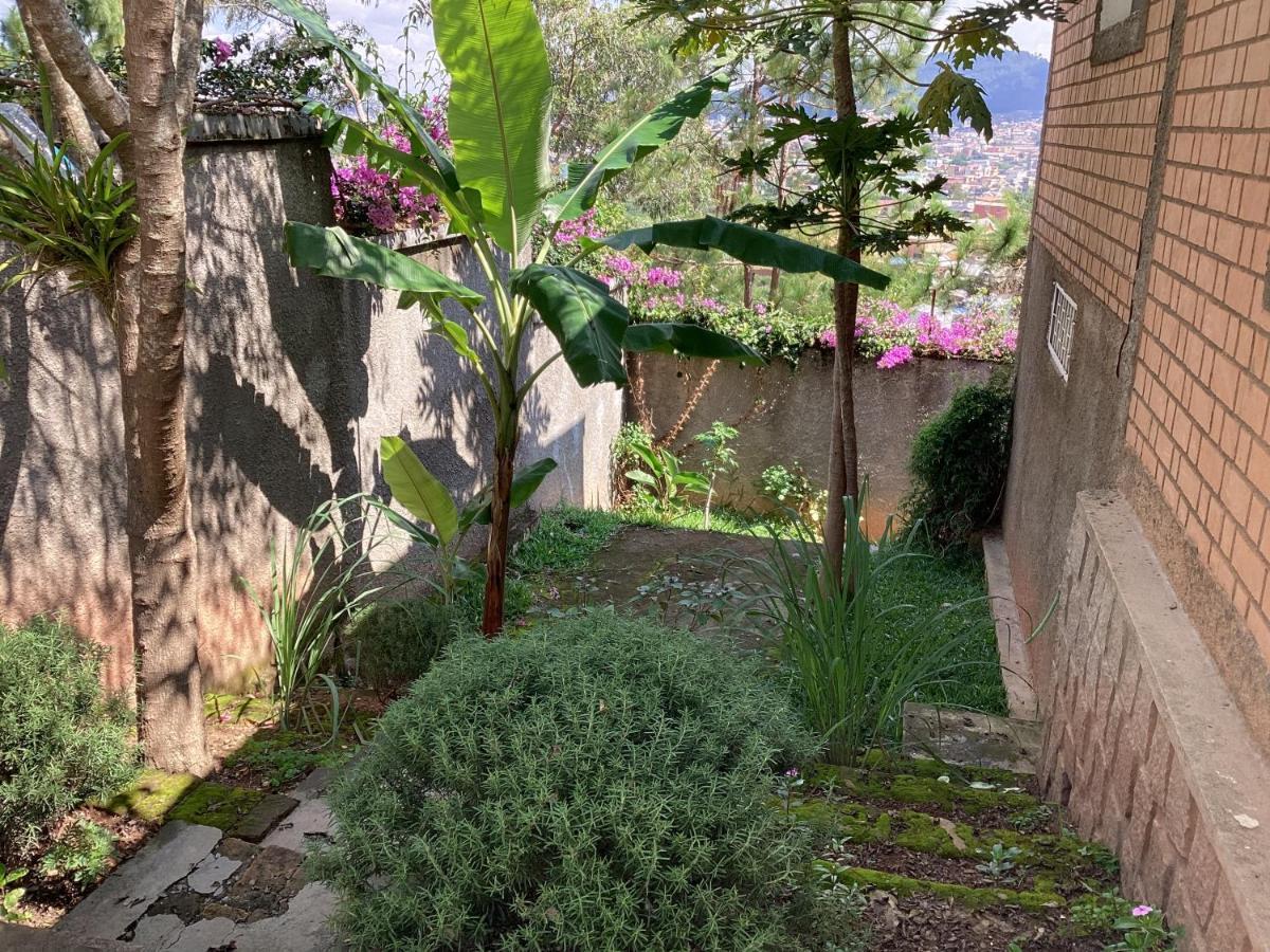 Villa Chezsoa, أنتاناناريفو المظهر الخارجي الصورة