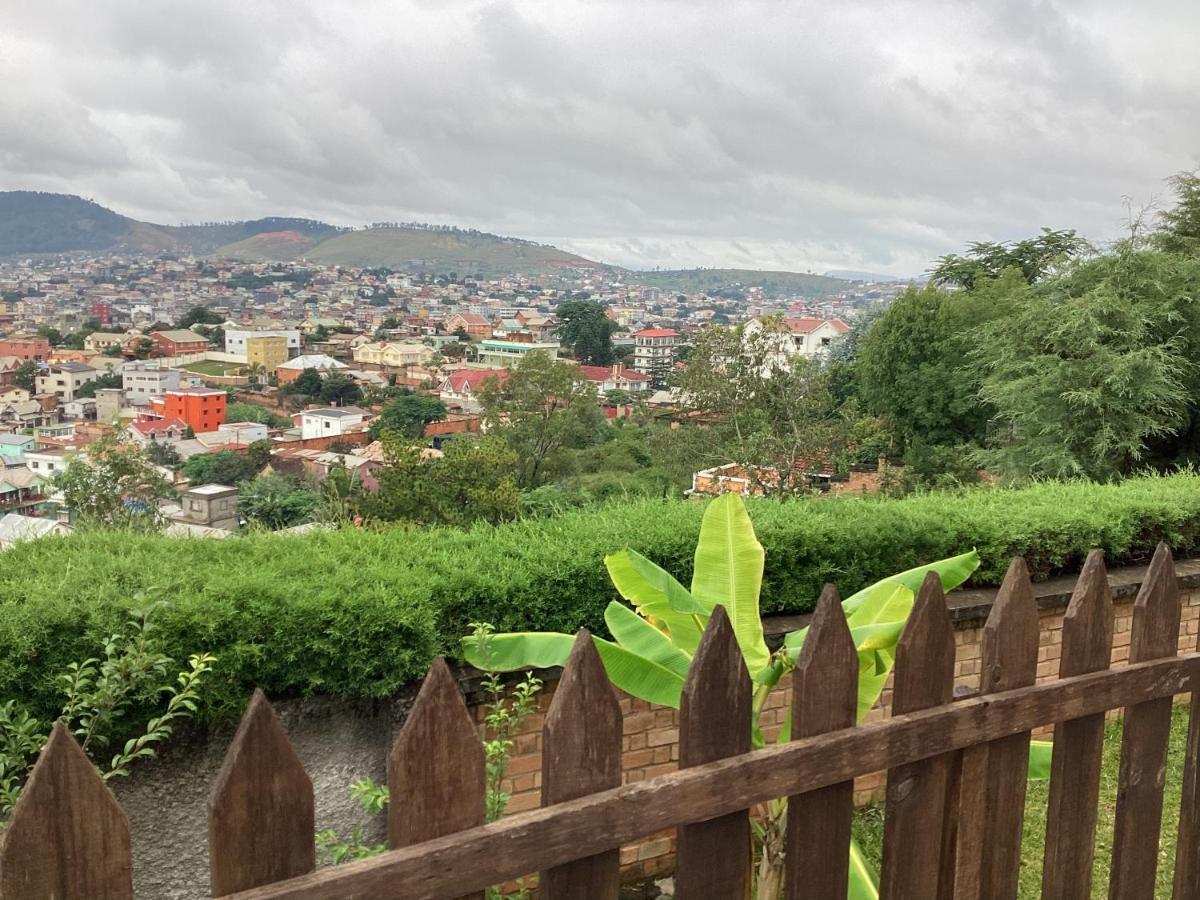 Villa Chezsoa, أنتاناناريفو المظهر الخارجي الصورة
